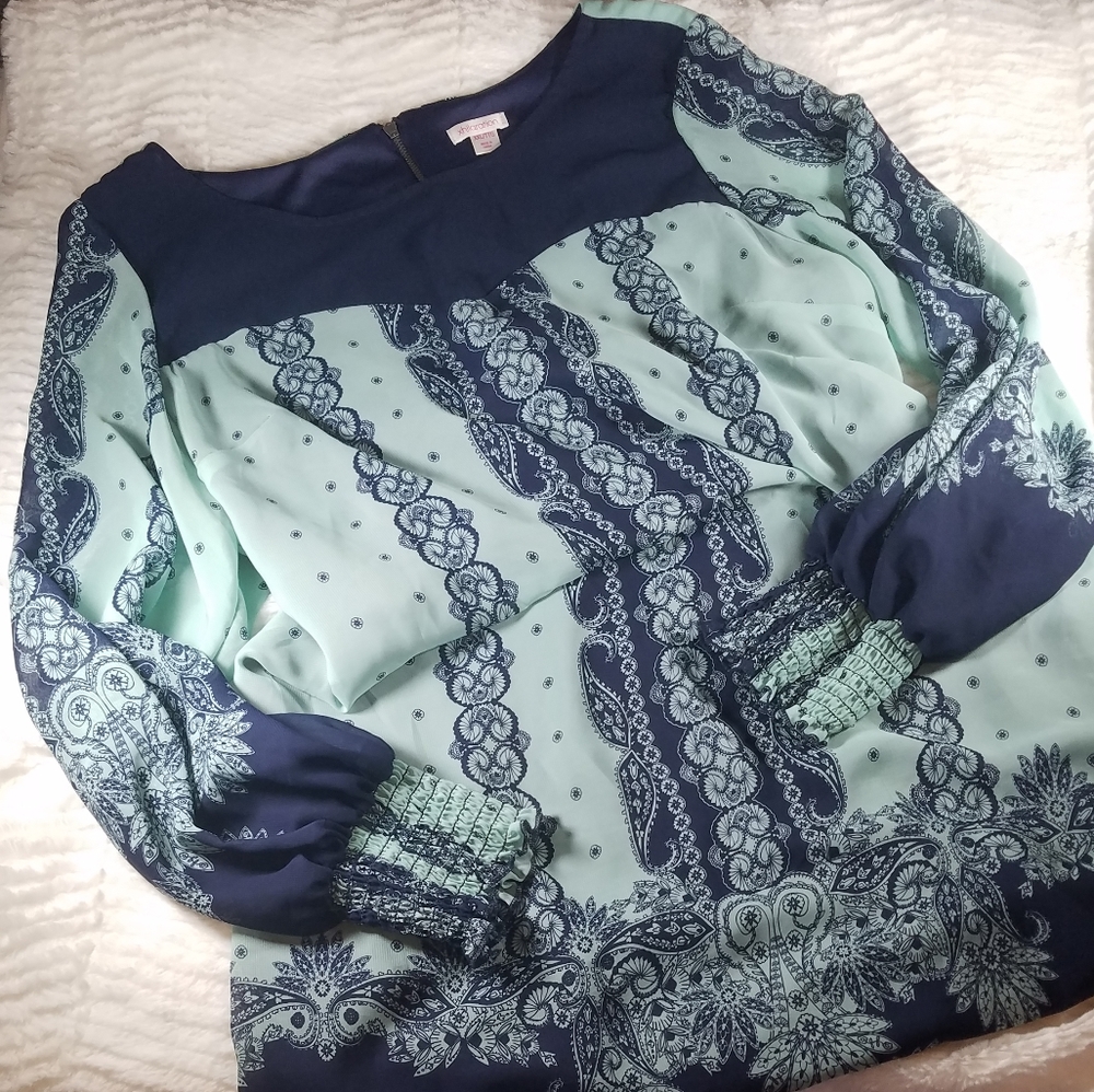3/$12 Cute turquoise and navy Boho dress